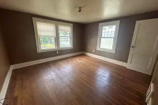 505 Altgeld St, South Bend, IN 46614 - Photo 8