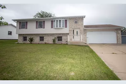 6211 Kelly Avenue, Portage, IN 46368 - Photo 1