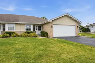 421 Clinton St, Lowell, IN 46356 - Photo 2
