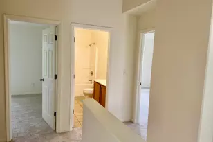 1217 Baron Ct, Valparaiso, IN 46383 - Photo 10