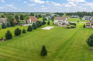 169 Palomino Ln, Valparaiso, IN 46383 - Photo 4
