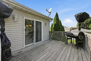 3909 Brookside Dr, Crown Point, IN 46307 - Photo 24