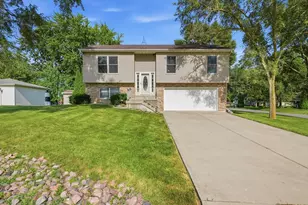 3909 Brookside Dr, Crown Point, IN 46307 - Photo 1