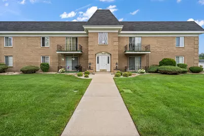 1238 Camellia Drive #11, Munster, IN 46321 - Photo 2