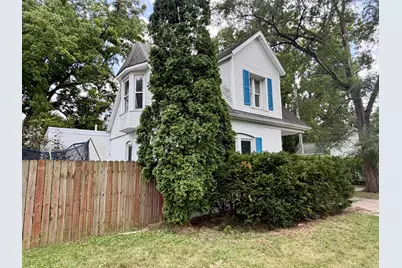 406 Locust Street, Valparaiso, IN 46383 - Photo 2