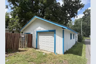 406 Locust Street, Valparaiso, IN 46383 - Photo 4