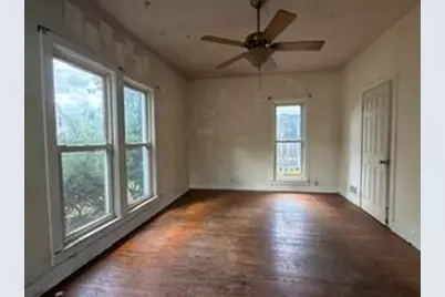 406 Locust Street, Valparaiso, IN 46383 - Photo 6