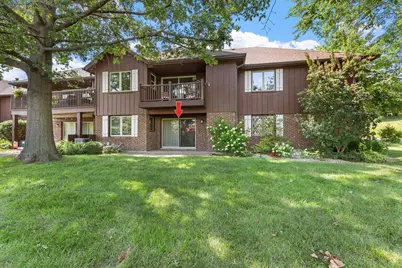 2511 E Lakeshore Drive #A1, Crown Point, IN 46307 - Photo 2