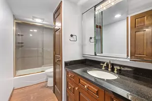 2511 E Lakeshore Dr, Crown Point, IN 46307 - Photo 22
