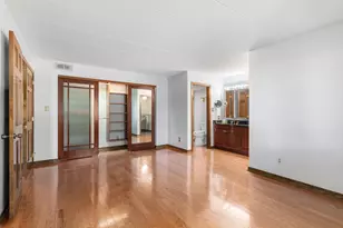 2511 E Lakeshore Dr, Crown Point, IN 46307 - Photo 18