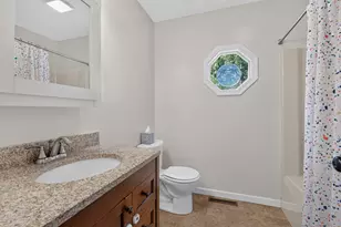 6635 Hawthorne Ave, Portage, IN 46368 - Photo 20