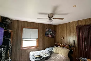 8207 Grace St, Highland, IN 46322 - Photo 10