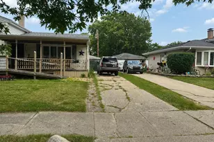 8207 Grace St, Highland, IN 46322 - Photo 2