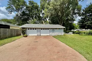 70 N Hillcrest Ave, Hobart, IN 46342 - Photo 18
