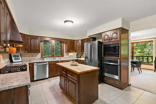 1147 N 400 E, Chesterton, IN 46304 - Photo 10
