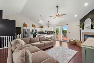 360 E 123rd Pl, Crown Point, IN 46307 - Photo 6