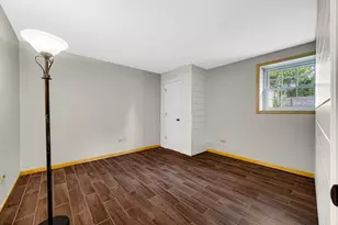 1526 Clover Ln, Schererville, IN 46375 - Photo 18