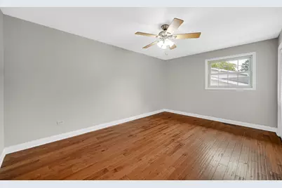1526 Clover Lane, Schererville, IN 46375 - Photo 12