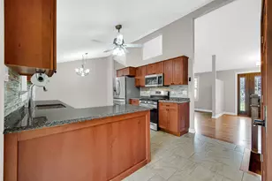 1526 Clover Ln, Schererville, IN 46375 - Photo 6