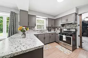 6622 Fairview Ave, Portage, IN 46368 - Photo 2