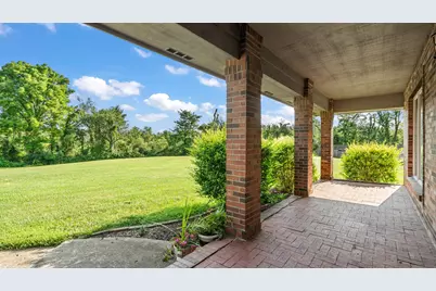 402 Rolling Meadow Drive, Valparaiso, IN 46385 - Photo 4