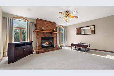 402 Rolling Meadow Drive, Valparaiso, IN 46385 - Photo 12
