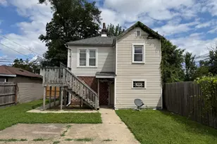 1037 Moss St, Hammond, IN 46320 - Photo 2