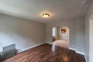 1037 Moss St, Hammond, IN 46320 - Photo 4