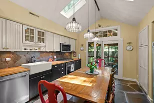 601 Lupine St, Michigan City, IN 46360 - Photo 4