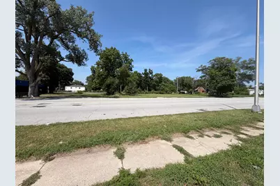 1100 W 25th Avenue, Gary, IN 46407 - Photo 4
