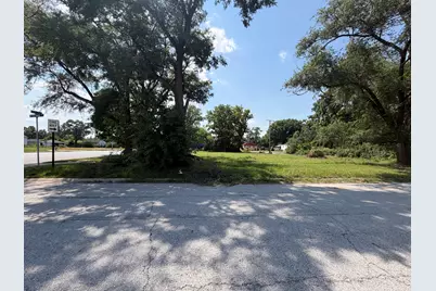 1114 W 25th Avenue, Gary, IN 46407 - Photo 2