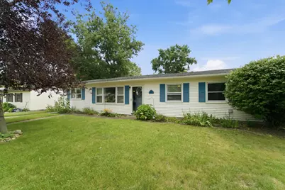 609 Sunset Drive, Kouts, IN 46347 - Photo 1