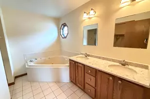 1533 Churchill Dr, Schererville, IN 46375 - Photo 6