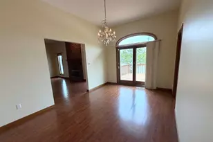 1533 Churchill Dr, Schererville, IN 46375 - Photo 4
