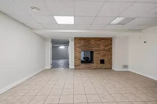 8427 Randolph St, Crown Point, IN 46307 - Photo 40