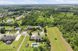 8826 Schafer Dr, Saint John, IN 46373 - Photo 80