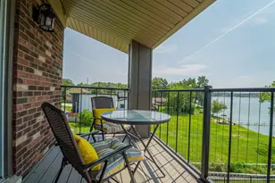 8121 Lake Shore Dr, Cedar Lake, IN 46303 - Photo 10