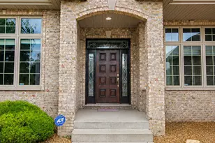 2614 Lancelot Ln, Dyer, IN 46311 - Photo 2