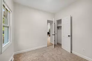 1154 Durbin St, Gary, IN 46406 - Photo 10