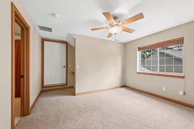 4906 Waters Edge Drive, Valparaiso, IN 46383 - Photo 12