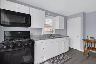 117 N Wisconsin St, Hobart, IN 46342 - Photo 12