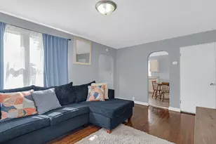 117 N Wisconsin St, Hobart, IN 46342 - Photo 8