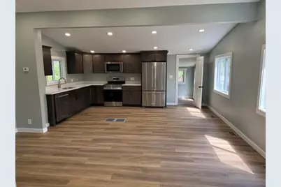 805 Woodland Terrace, Valparaiso, IN 46383 - Photo 2