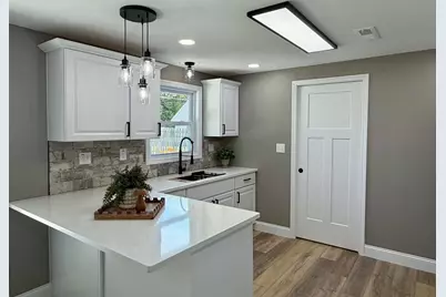 710 W Charles Street, Rensselaer, IN 47978 - Photo 8