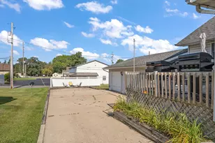 622 Azalea St SE, Demotte, IN 46310 - Photo 30