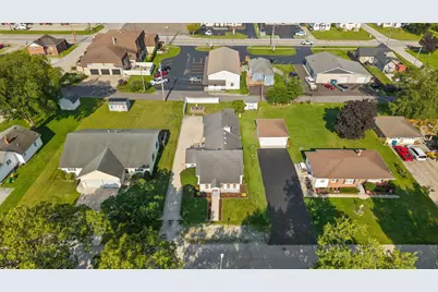 622 Azalea Street SE, Demotte, IN 46310 - Photo 38