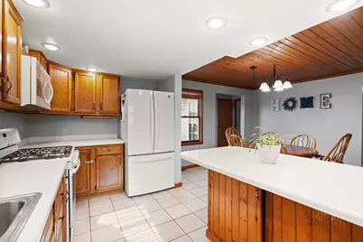 622 Azalea Street SE, Demotte, IN 46310 - Photo 14