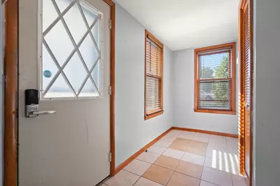 622 Azalea Street SE, Demotte, IN 46310 - Photo 6