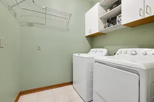 141 Kensington Dr, Valparaiso, IN 46385 - Photo 22