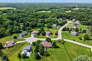 141 Kensington Dr, Valparaiso, IN 46385 - Photo 48